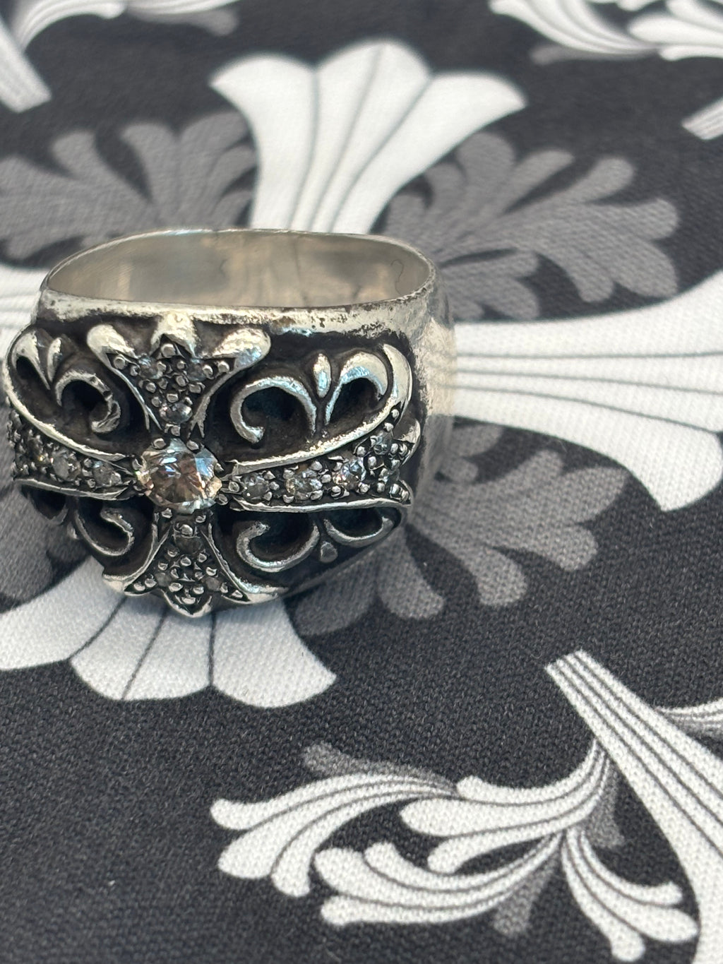 Chrome Hearts Factory Set Diamond Keeper Ring