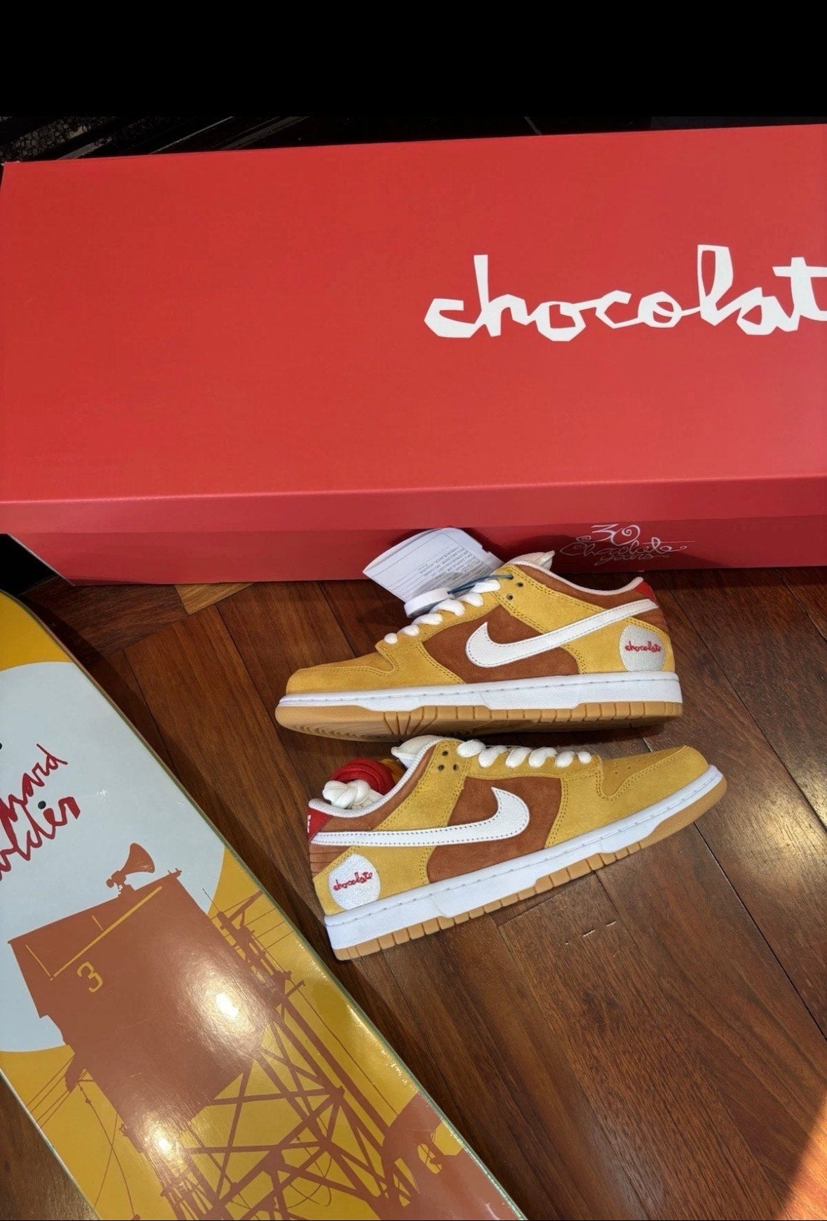 Nike SB Dunk Low Chocolate Skateboard Suns 1/30 numbered